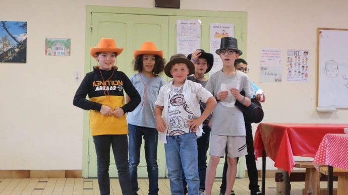 La troupe au complet