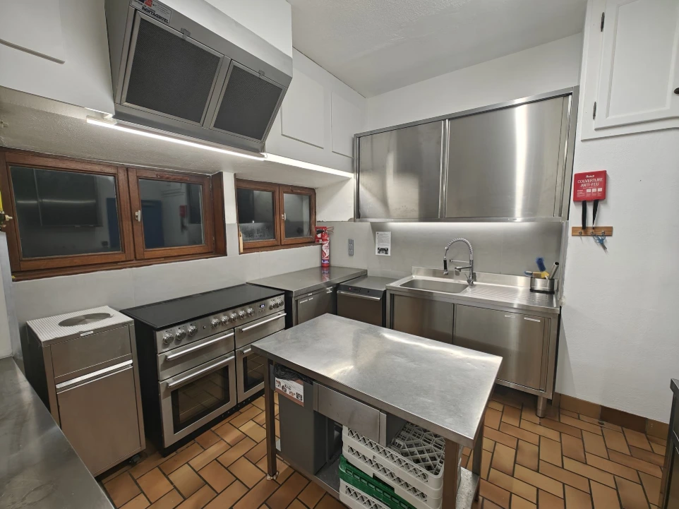 unsplash_G0eTAHbGh20_chalet montagne.webp.jpg.jpg